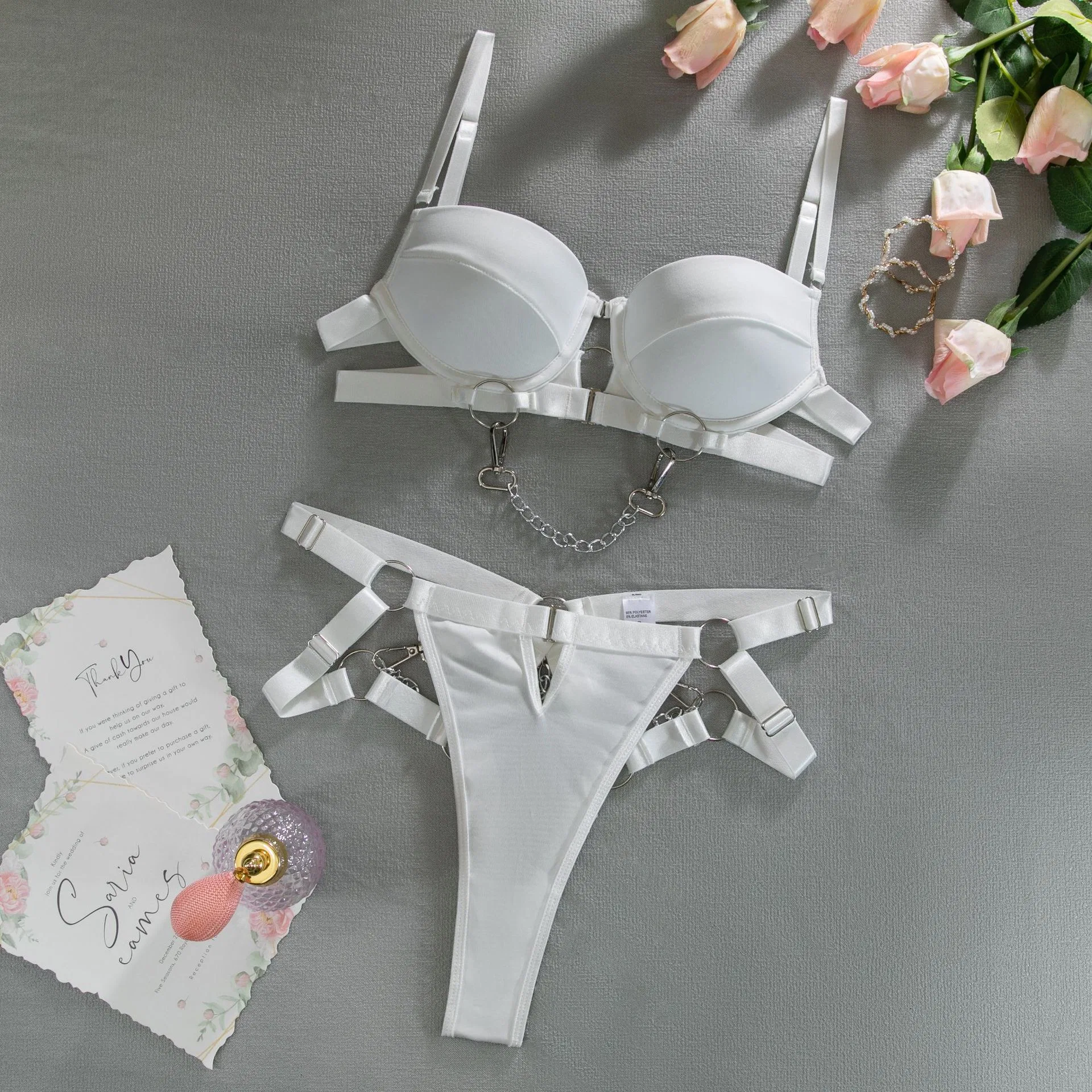 Wholesale Craft Strap with Chest Pad Underwear Set Sexy Hollow out Metal Chain Lingerie