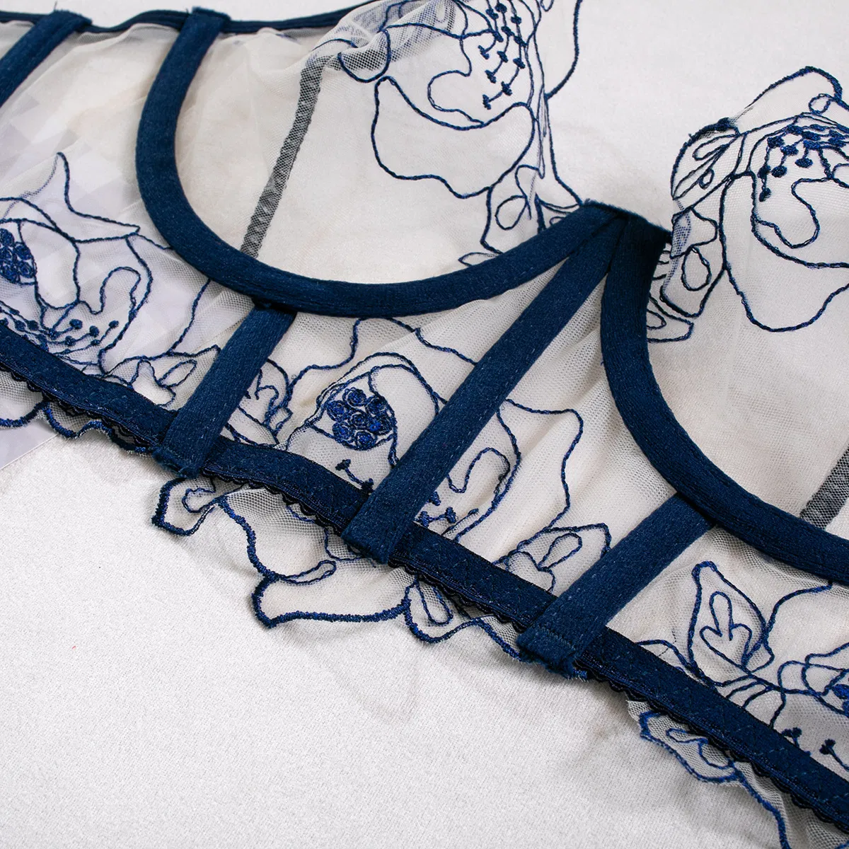 Sexy Fish Bone Embroidered Underwear Set for Woman Wholesale See-Through Mesh Lingerie