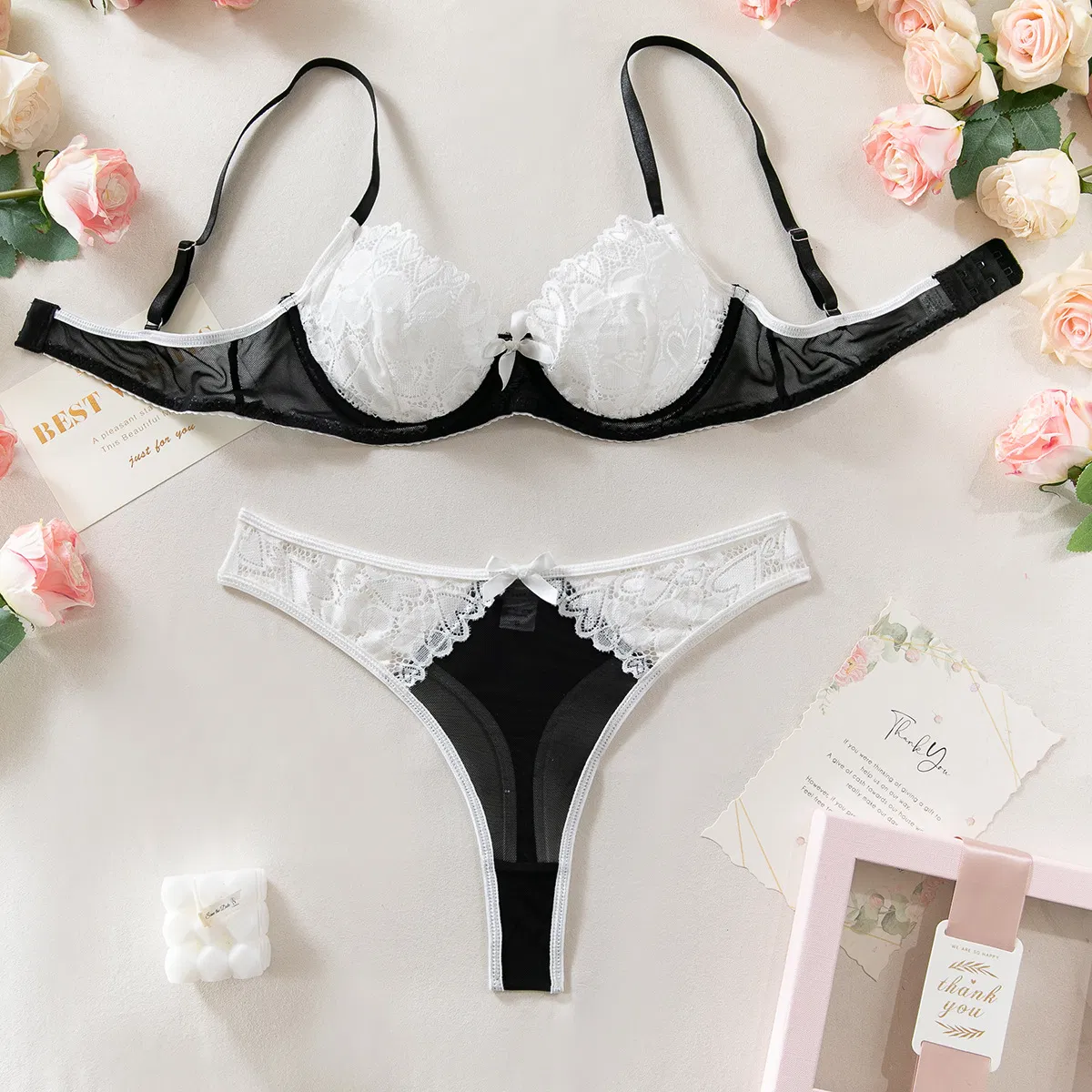 Hot Sale Ultral-Thin Two Piece Underwear Set Wholesale See-Through Embroidery Lace Lingerie