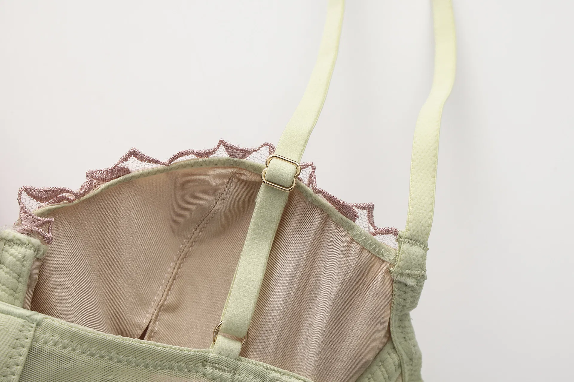 Wholesale New Style Rose Fishbone for Women Bra Set Sexy Underwear Lingerie