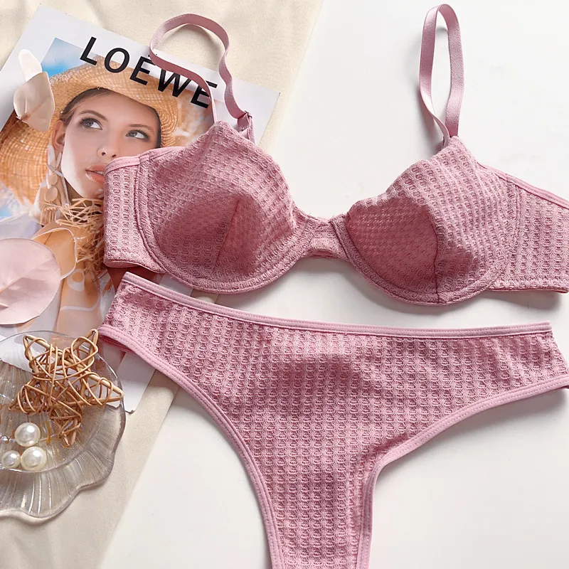 French Hot Sell Sexy Deep-V Ultra-Thin Bra Set Wholesale Lingerie