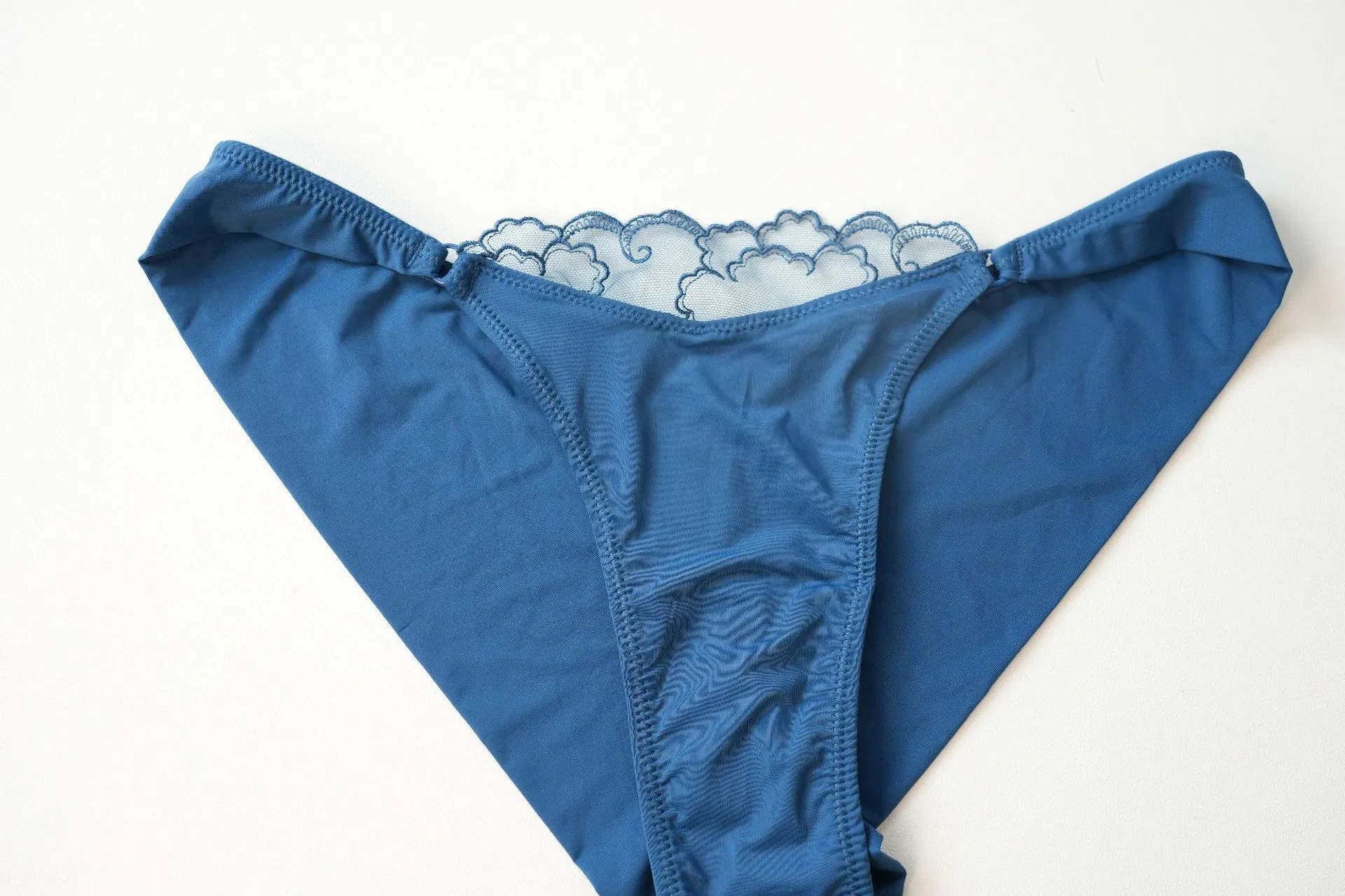 Wholesale Romantic for Women Soft Solid Color French Embroidery Lace Trim Sexy Breathable Ultra-Thin Bra Set Underwear Lingerie