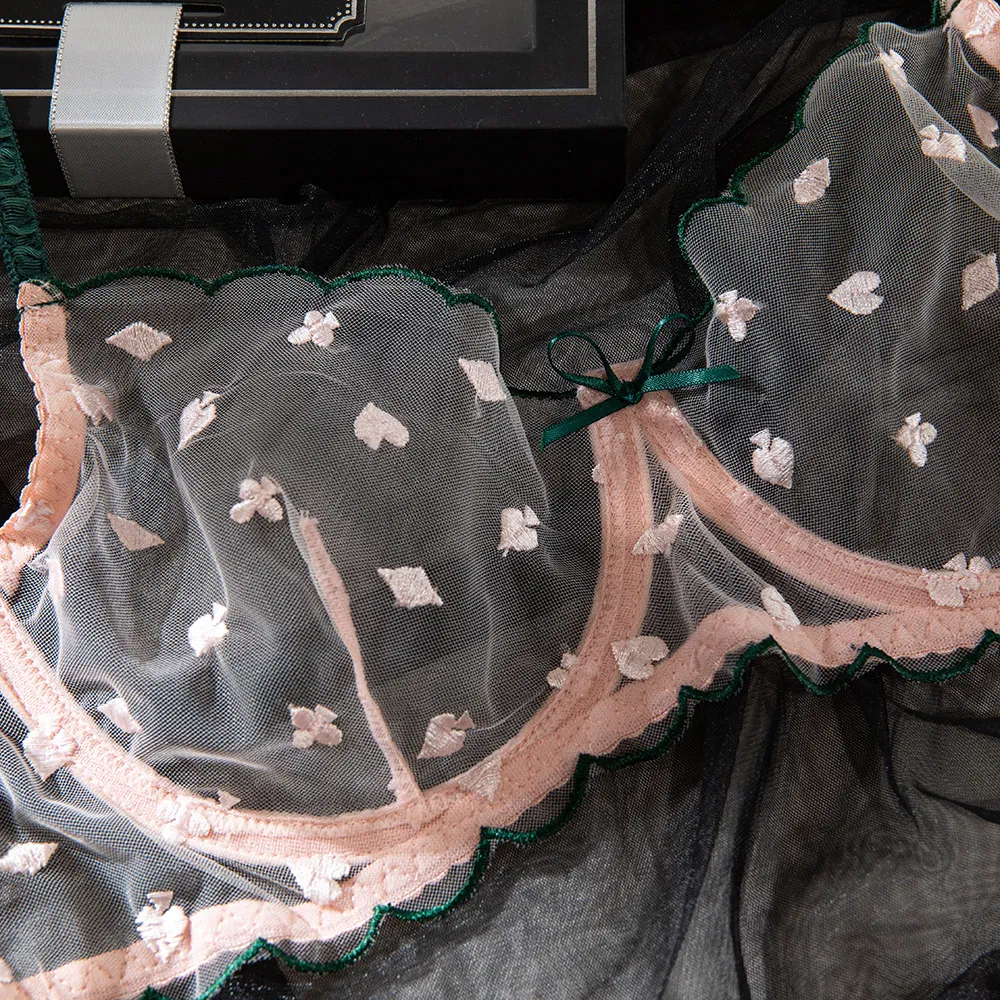 Wholesale Contrast Color Thin Woman Bra Set Sexy Transparent Mesh Thin Woman Lingerie