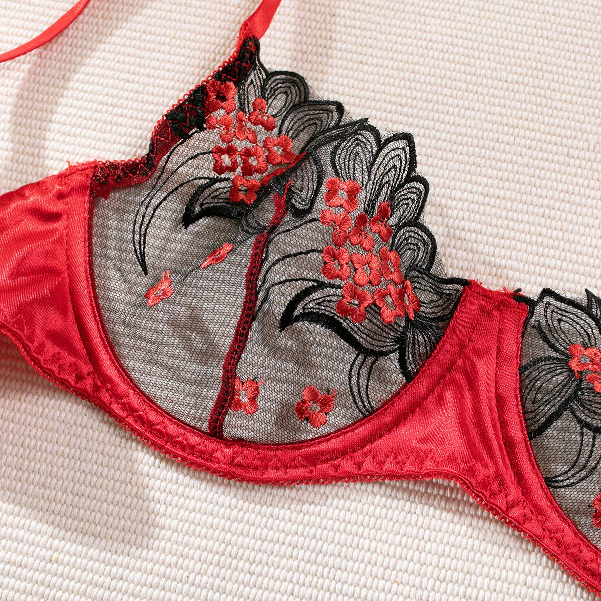 Sexy Embroidery Floral Ultra-Thin Underwear Set New Fashion Contrast Color Transparent Lingerie