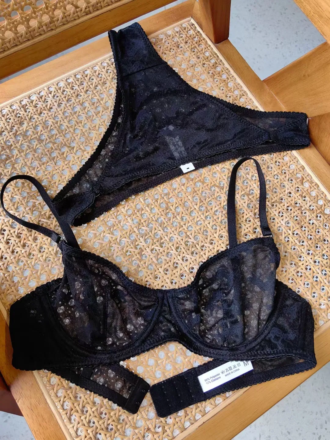 2025 New Style Wholesale Underwear Lace Ultra-Thin Romantic for Women Soft Sexy Bra Set Lingerie