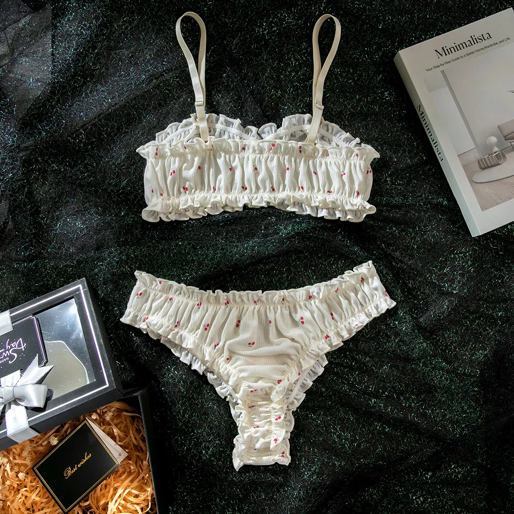 Sexy Ultra-Thin Underwear Set with Ruffles Shirring New Fashion Floral Print Woman Lingerie