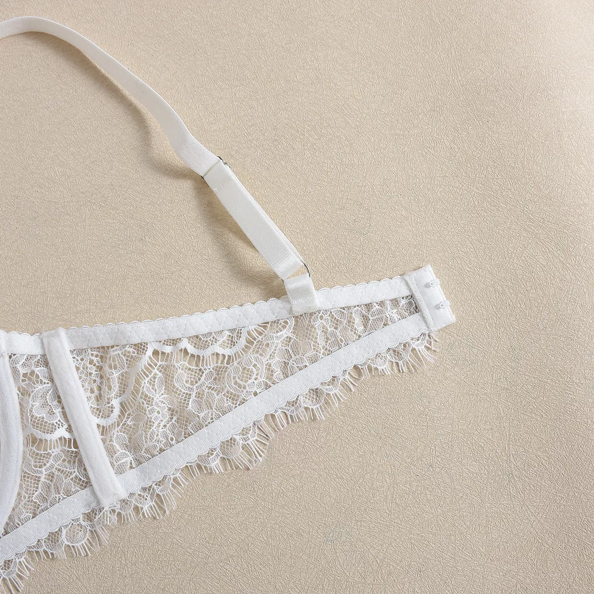 Wholesale See-Through Underwear Set for Woman Sexy Embroidery Eyelashes Lace Lingerie