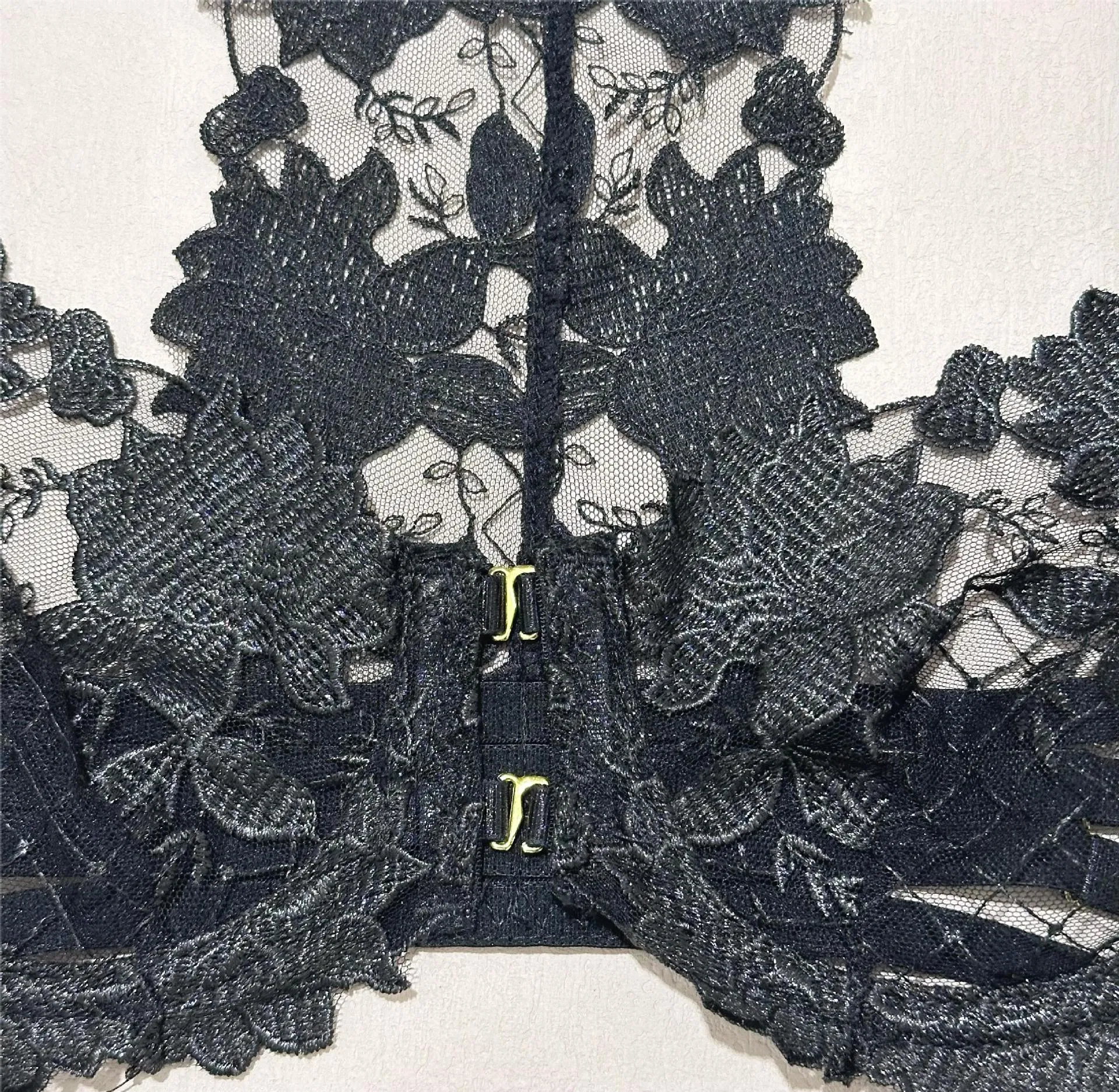 Sexy Luxury High Quality Transparent Bra Set Hot Embroidered Flower Women Lingerie