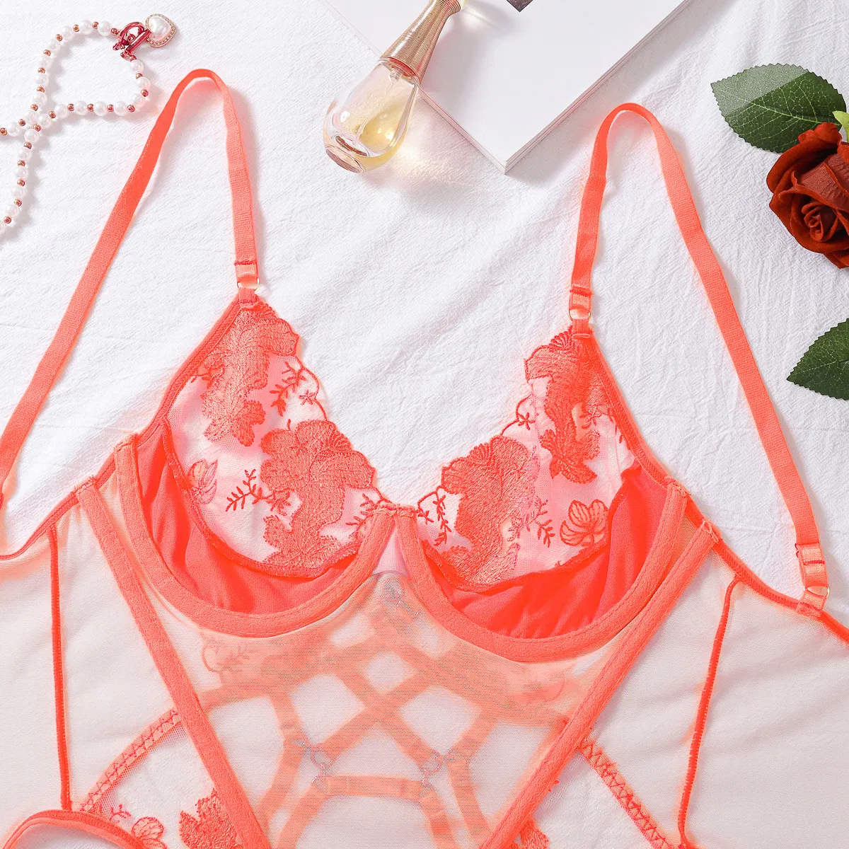 Wholesale Mesh Perspective Corset Underwear Set for Woman Sexy Luxury Embroidery Lingerie