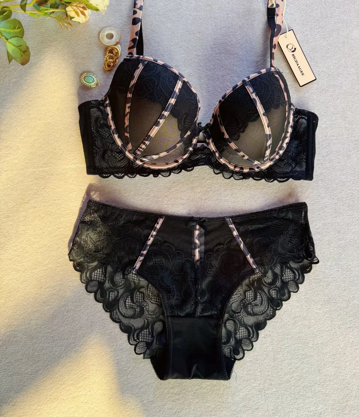 2025 New Breathable Thin Leopard Print Contrasting Color Lace Trim Gathering for Women Soft Bra Set Sexy Underwear Lingerie