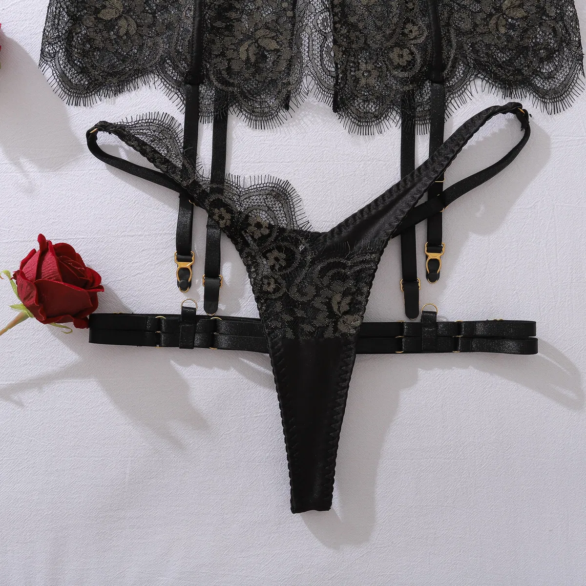 Wholesale See-Through Ultra-Thin Women's Underwear Set Sexy Embroidery Floral Lace Lingerie