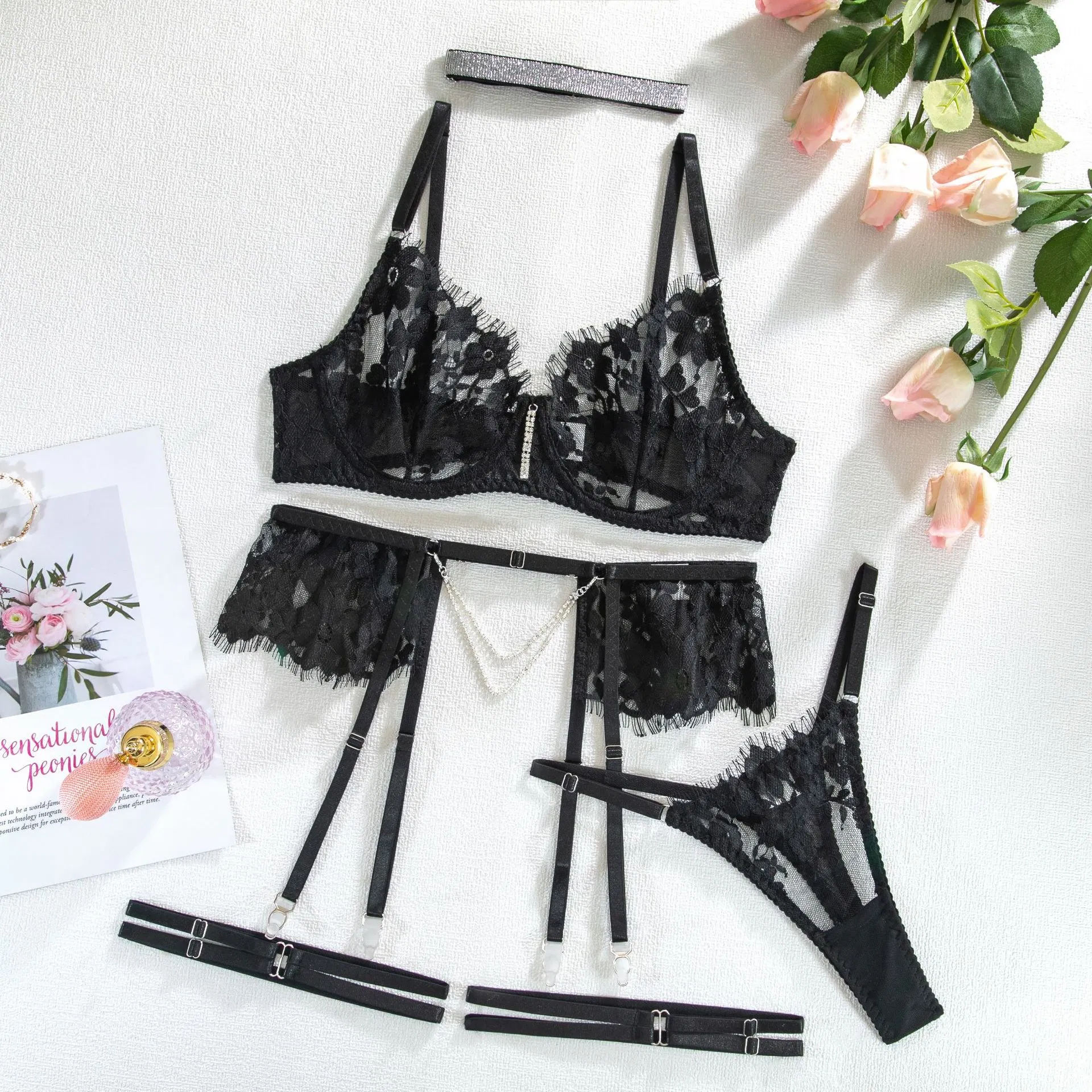 Sexy Erotic Underwear Set with Diamond Necklace Wholesale Embroidered Eyelash Lace Lingerie