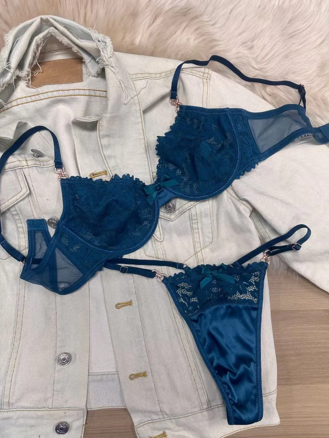 Hot-Selling Sexy French Lace Underwear Ultra-Thin Sheer Nylon Large Lingerie Set
