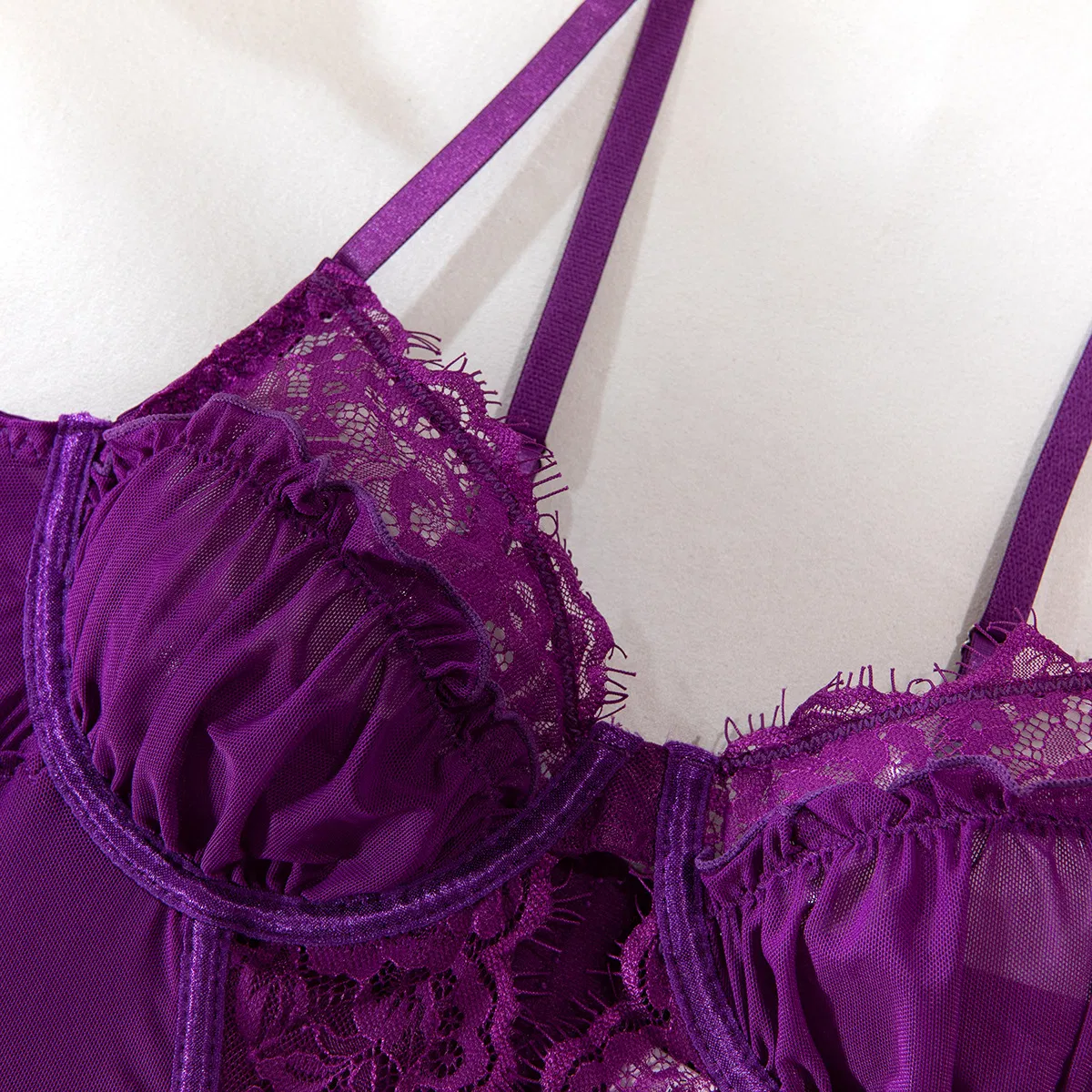 Erotic Sexy Hollow-out See-Thong Underwear Set with Stockings Hot Fish-Bone Woman's Lingerie