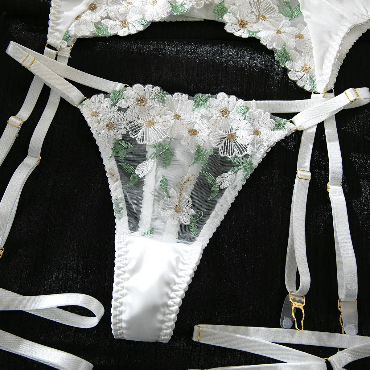 High Quality Women Floral Embroidery Underwear Sexy See-Through Mesh Lingerie