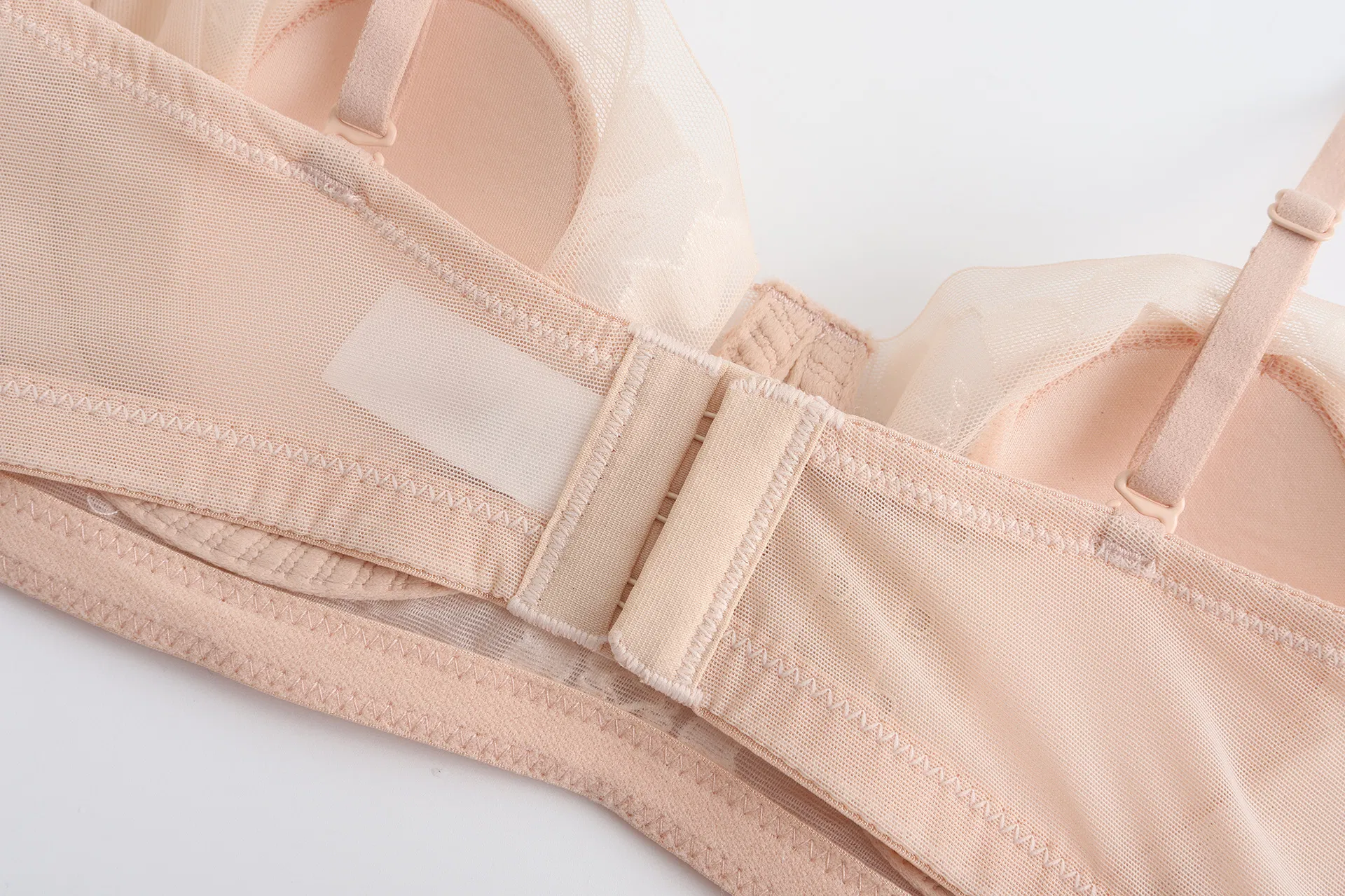 Wholesale Sexy French Ultra-Thin Set Rose Embroidery Lace for Women Bra Underwear Lingerie