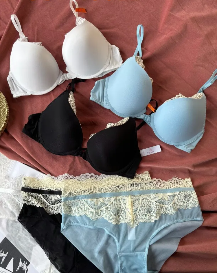 Hot Sell Sexy Lace Trim Sexy Breathable Bra Set Deep V Gathered Women Front Button Lingerie