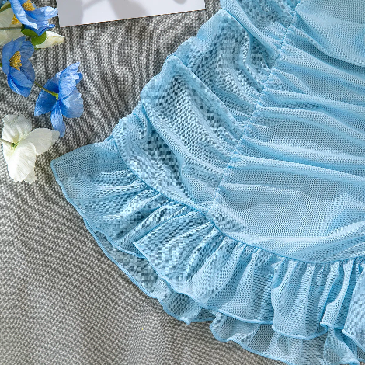 Sexy Ultral-Thin Short Skirt Underwear Set Wholesale Mesh See-Through Pearl Straps Lingerie