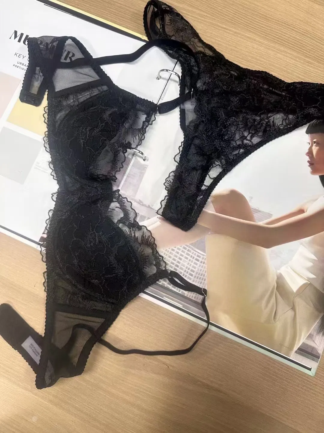 2025 Wholesale French Jacquard Embroidered Lace Trim Sexy Underwear Ultra-Thin Breathable Bra Lingerie