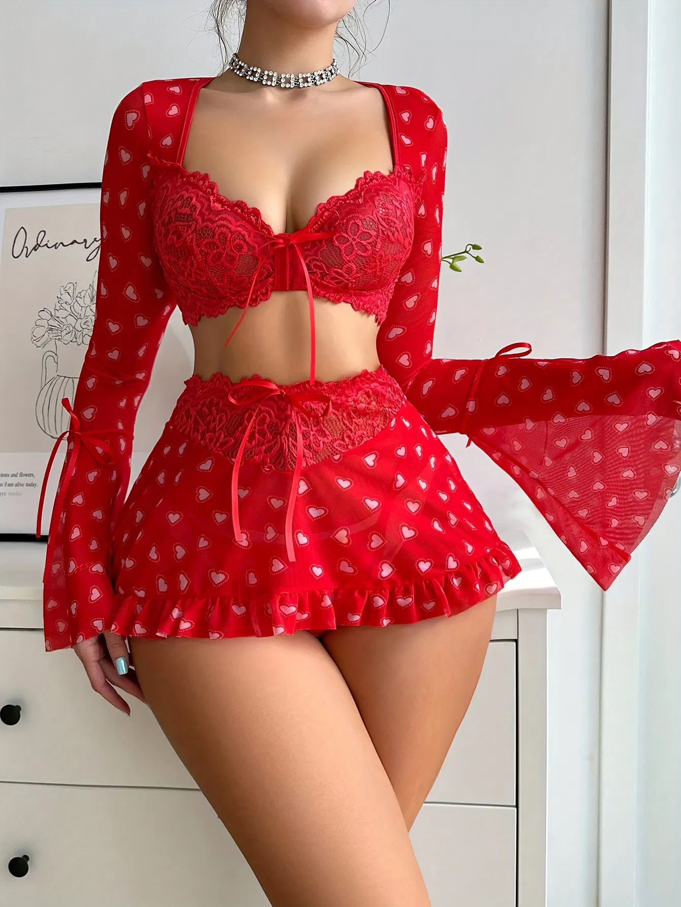 Wholesale Heart Printed Long Sleeves Bra Set Sexy Christmas Woman Mini Skirt Lingerie