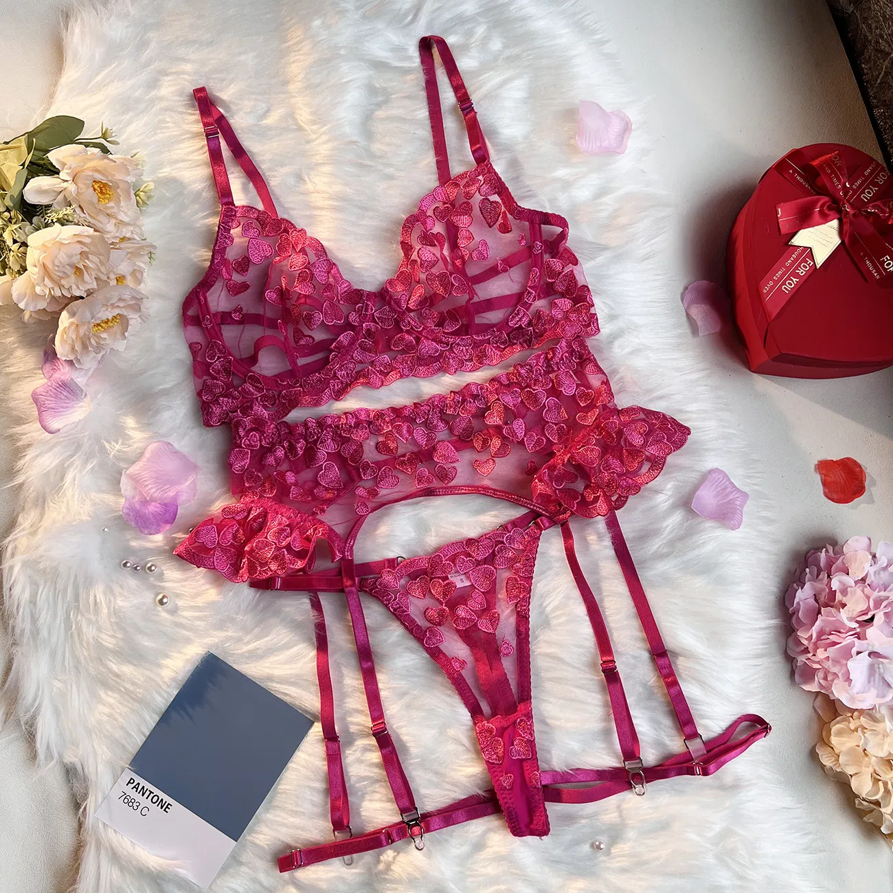 Wholesale See-Through Embroidery Lace Underwear Set for Woman Sexy Ultral-Thin Mesh Lingerie