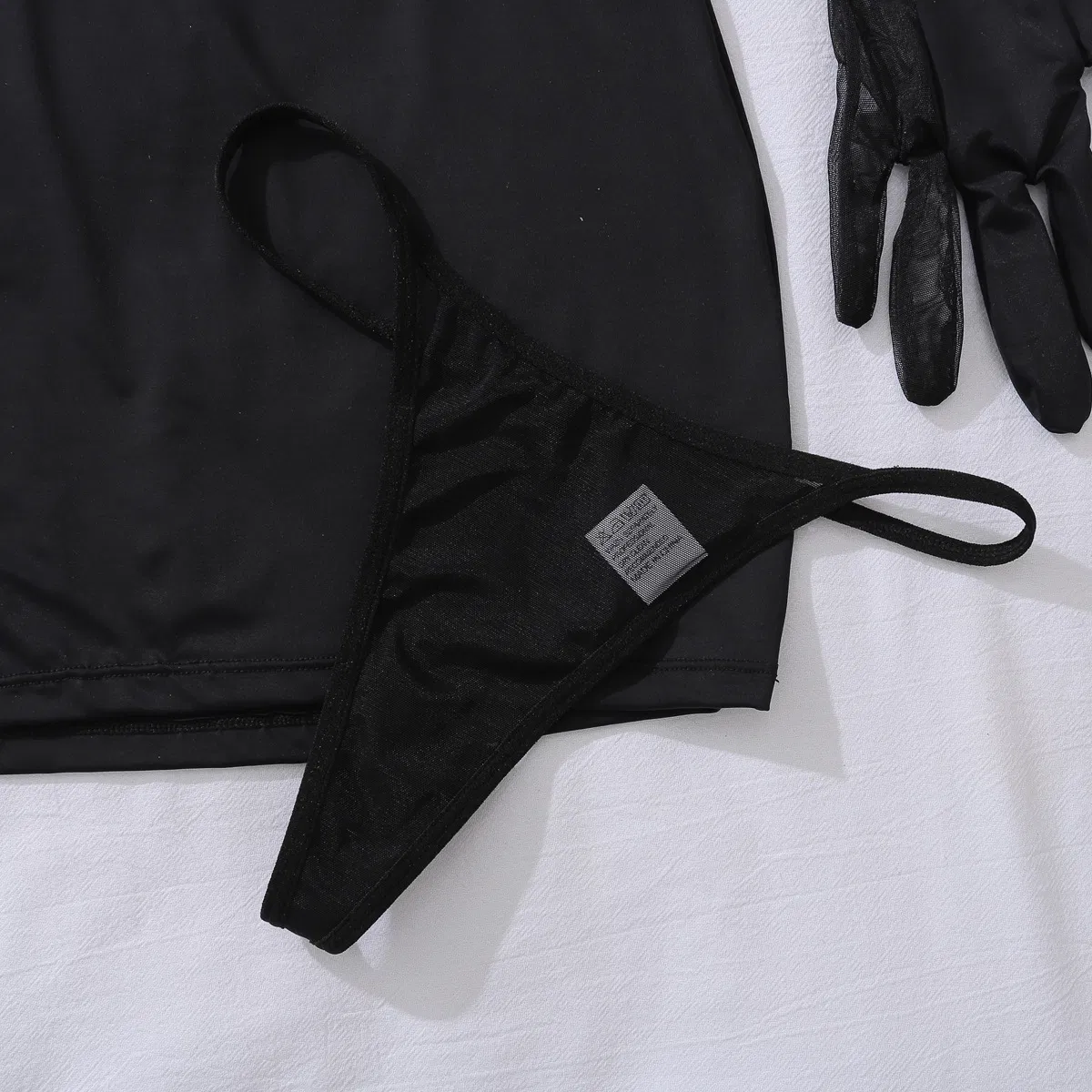 Wholesale Heart-Shape Beaded Underwear Set with Gloves Sexy Hollow out Woman Lingerie