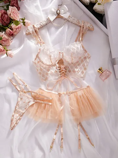 Hot Style Chain Transparent Mesh Woman Bra Panty Set Sexy Embroidered Lace Skirt Lingerie
