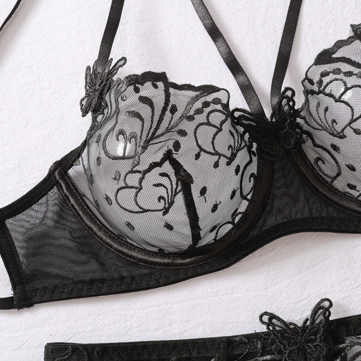 Best Selling Utral-Thin Embroidery Underwear Set Sexy See-Through Woman Lingerie