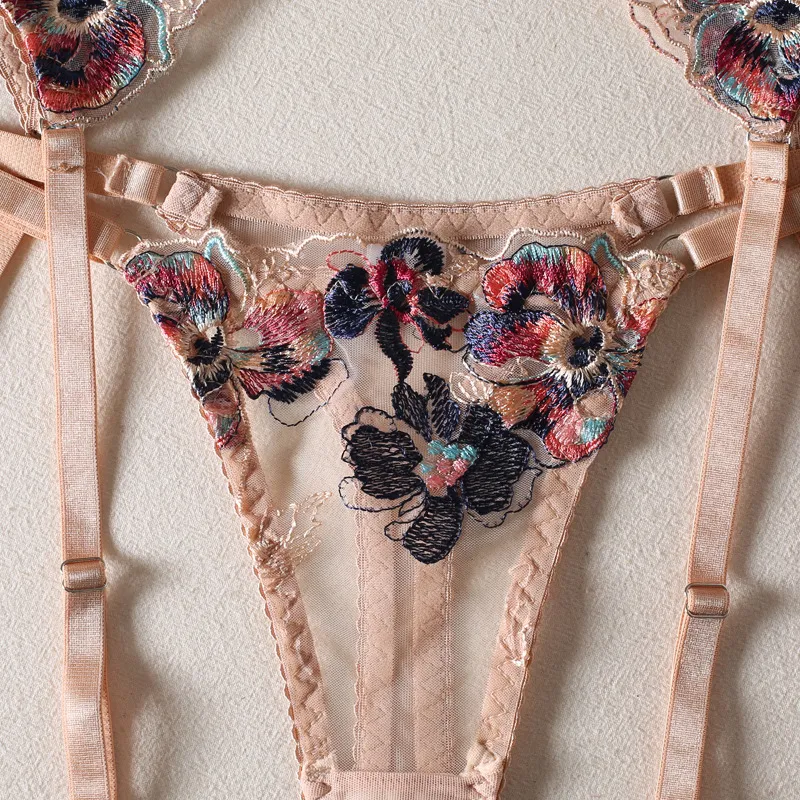 Sexy Woman Embroidered Underwear Set Wholesale High Quality Thin Lingerie