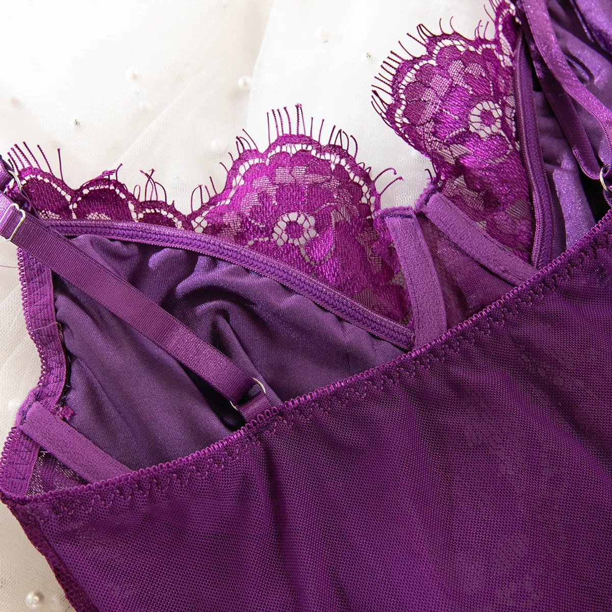 Sexy Ultra-Thin Eyelash Lace Underwear Set with Stocking Wholesale Skirt 3 Piece Women's Lingerie
