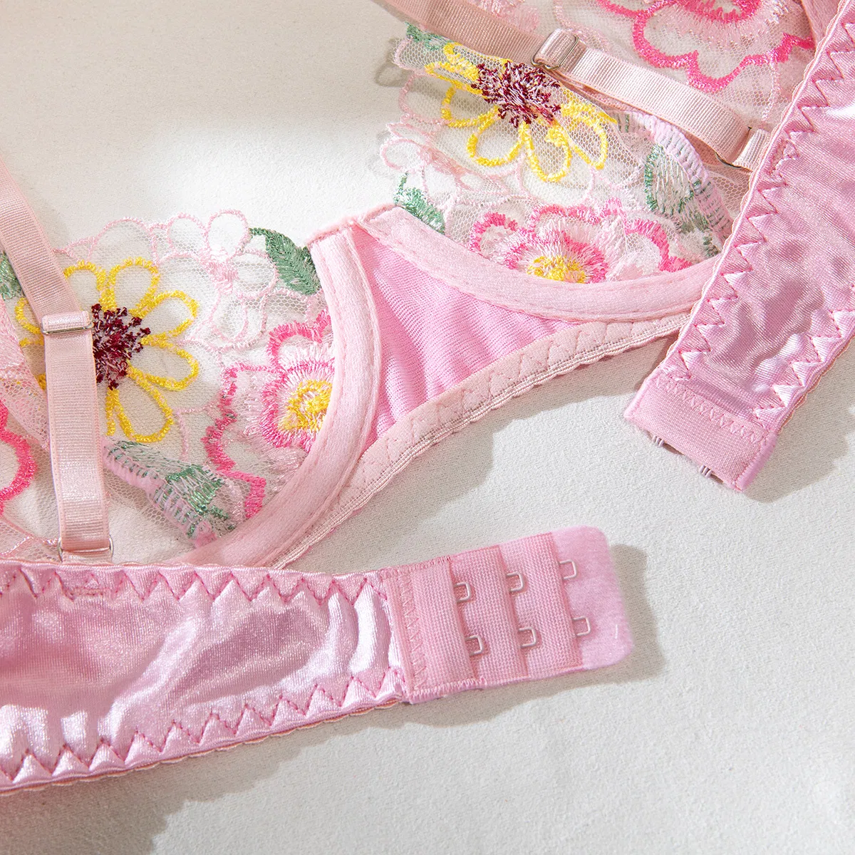 Sexy Floral Embroidery Woman Bra Set Wholesale Transparent Thin Satin Two-Piece Lingerie
