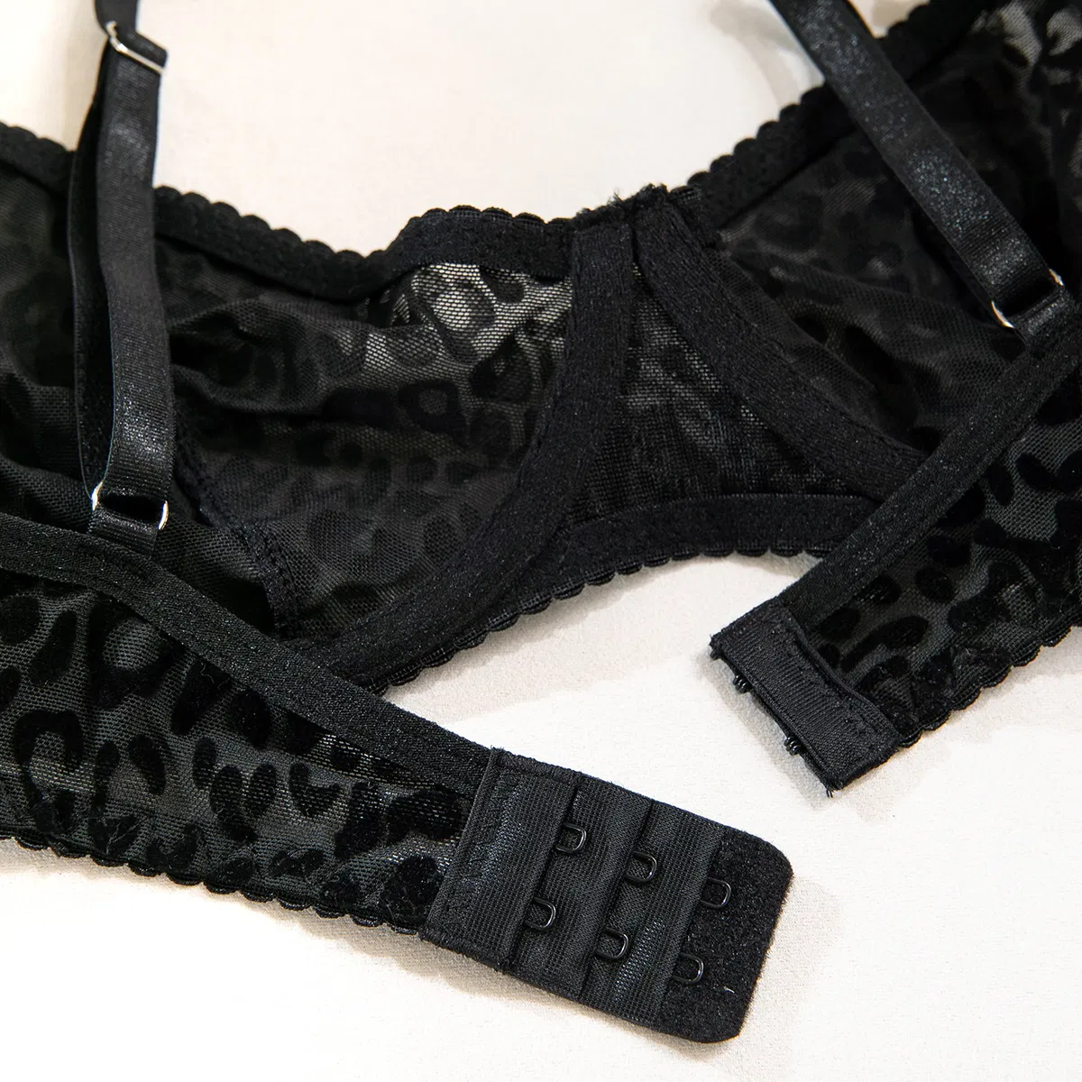 Wholesale Leopard Printed Underwear Set Sexy See-Through Mesh Women's Lingerie
