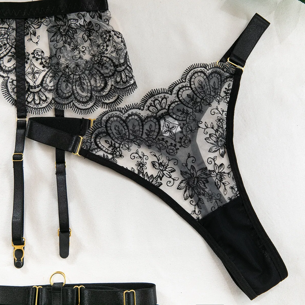 Sexy See-Through Woman Underwear High Quality Embroidered Lace 4-Piece Lingerie