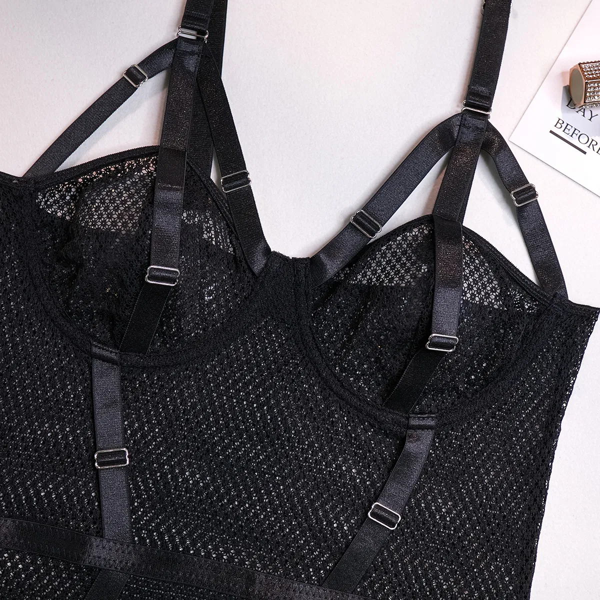 Hot Sale See-Through Fishnet Mesh Woman Bra Set Sexy Necklace Solid Color One-Piece Lingerie