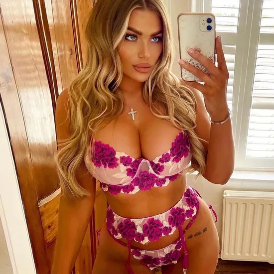 New High Quality Flower Embroidery Underwear Set Sexy Women Ultra-Thin Lingerie