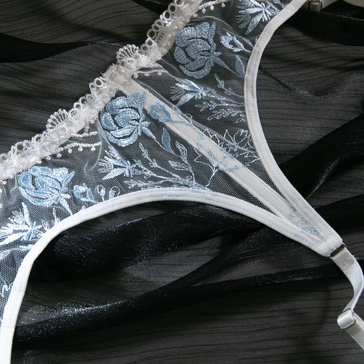 Wholesale Flower Embroidery Woman Underwear Set Sexy Hollow out Tie Garter Belt Lingerie