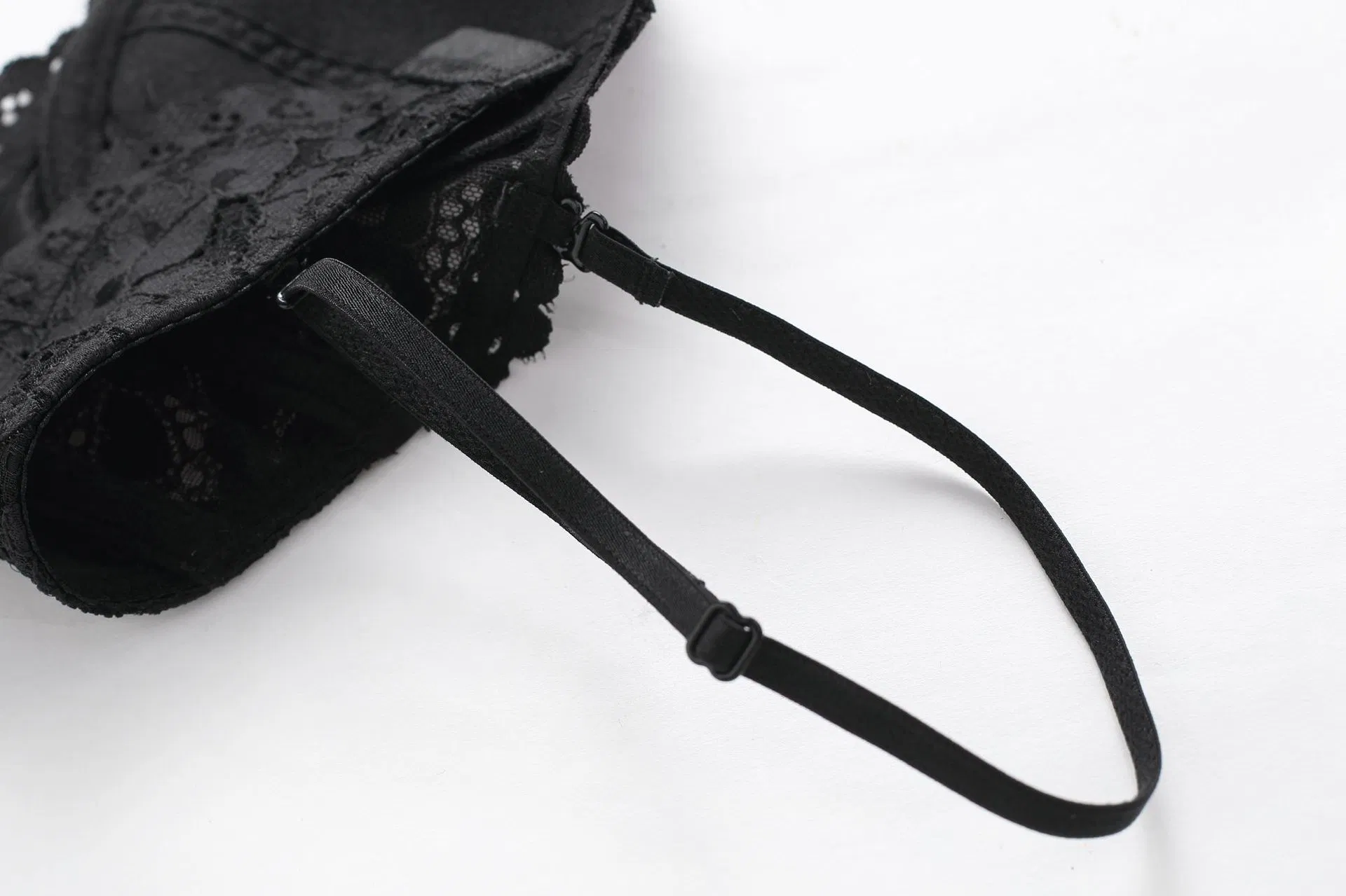 Hot Sell Sexy Embroidered Ultra-Thin Set for Women French Lace Soft Bra Underwear Lingerie