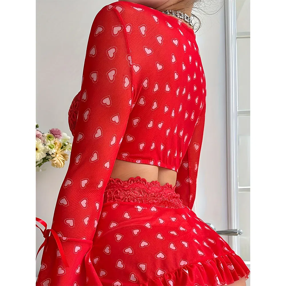Wholesale Heart Printed Long Sleeves Bra Set Sexy Christmas Woman Mini Skirt Lingerie
