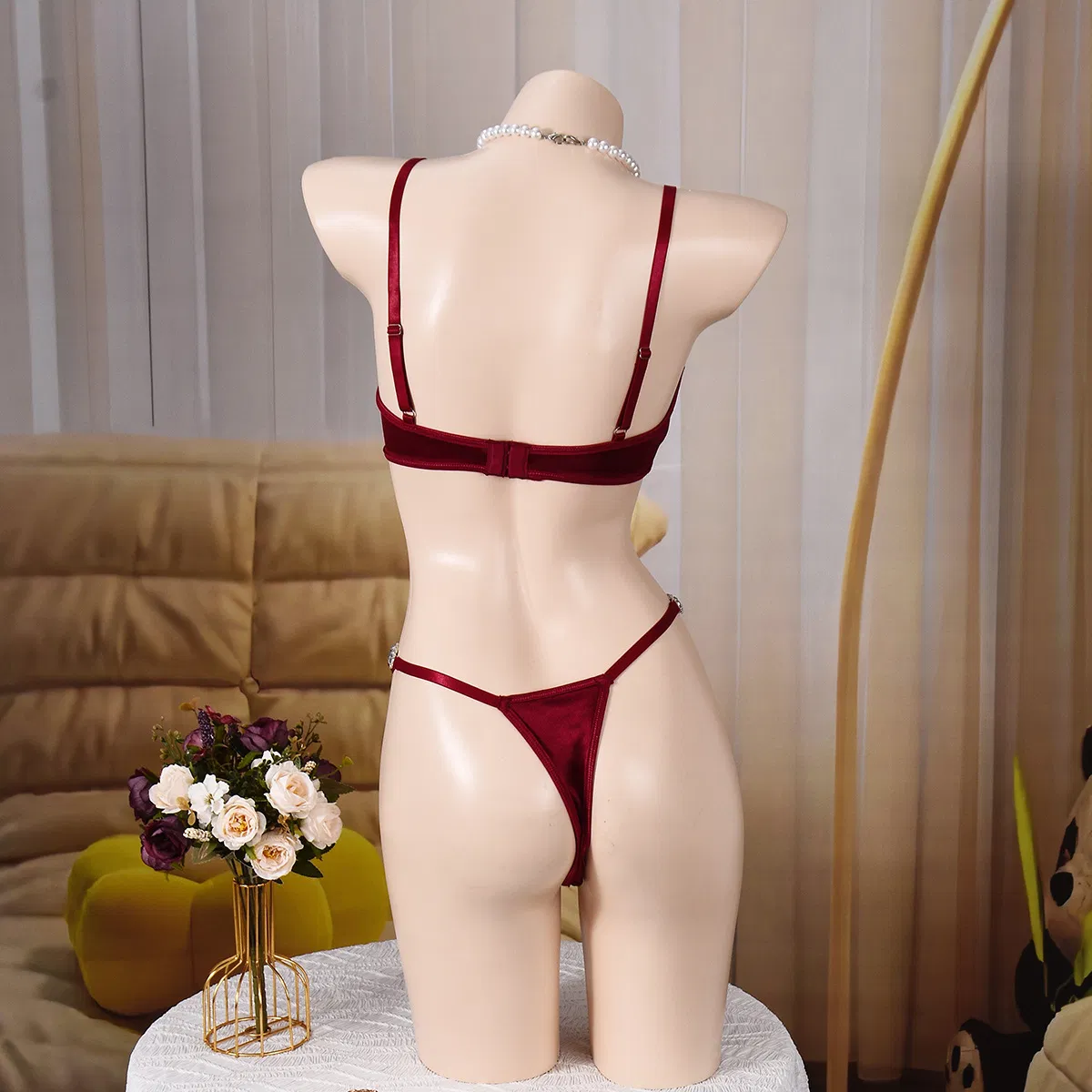 Hot Selling Delicate Ultra-Thin Underwear Set for Women Sexy Hollow out Lingerie