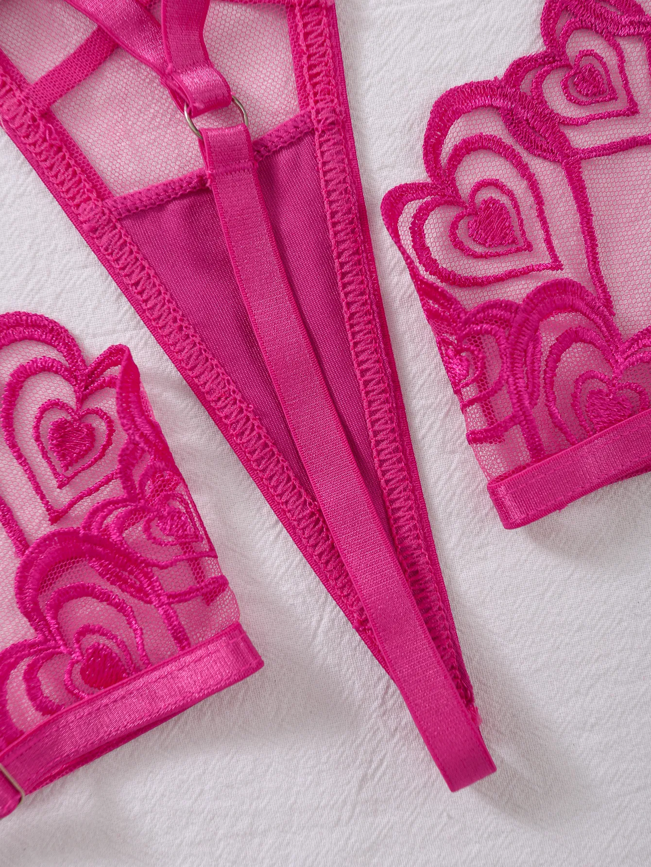 Wholesale Sheer Mesh Heart Embroidery Underwear Set Sexy Valentine's Women Lingerie