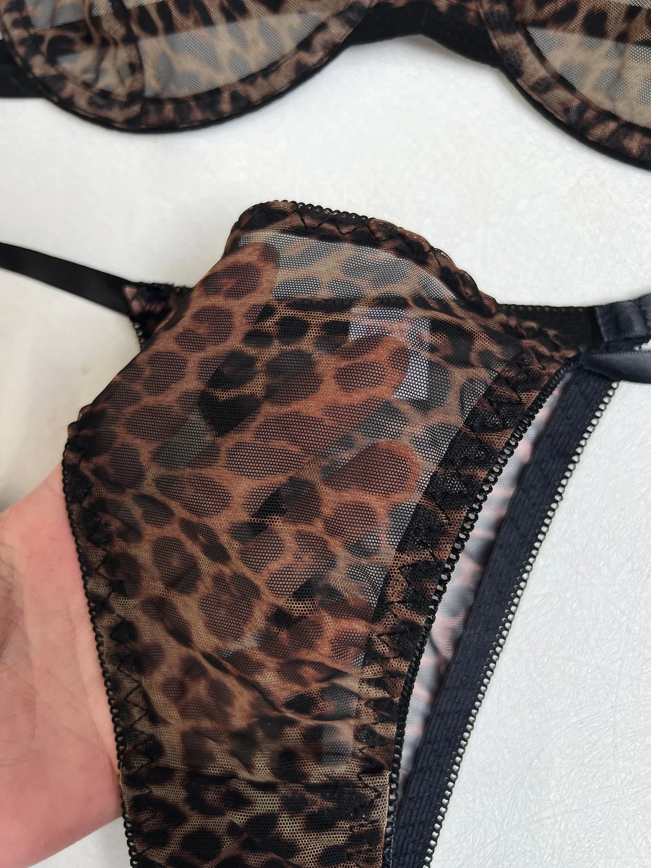 Wholesale Leopard Print Bow Ultra Thin Mesh Bra Set Sexy See-Through Woman Lingerie