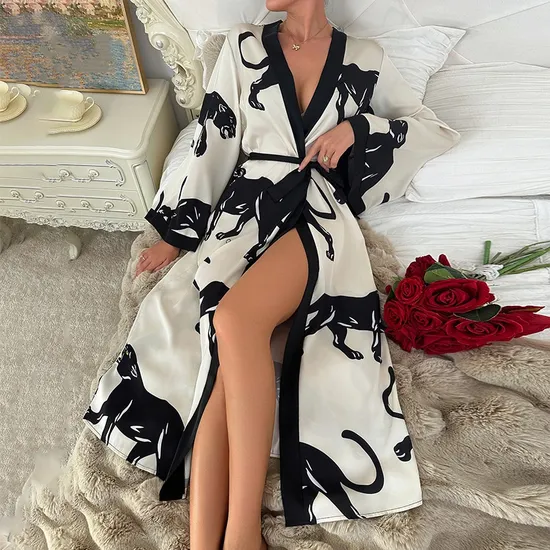 New Arrival Satin Printed Leopard V-Neck Sleepwear Sexy Long Sleeve Woman Robe