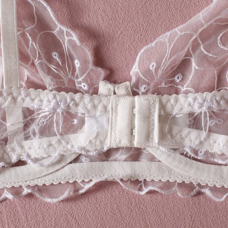 New Fashion Exotic See Through Women's Underwear Set Sexy Embroidered Lingerie