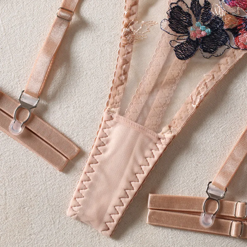 Sexy Woman Embroidered Underwear Set Wholesale High Quality Thin Lingerie