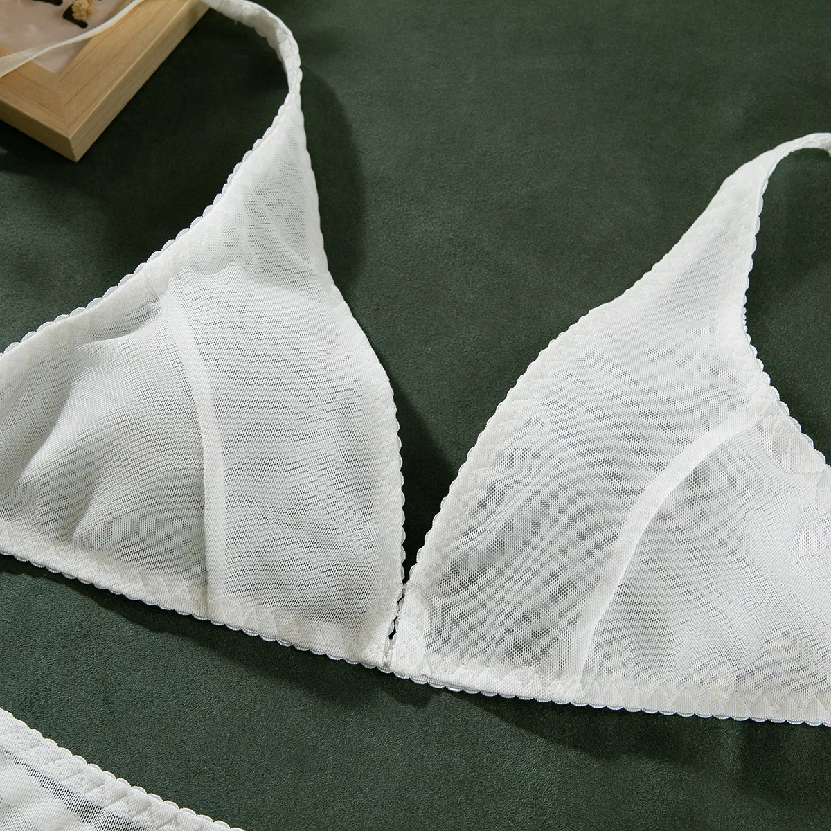 Wholesale Solid Color Ultra-Thin Underwear Set Sexy Non-Wired 2PCS Women Lingerie