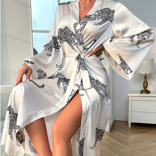 Wholesale Women's Nightwear Dress Sleepwear with Tie up Sexy Satin Long Sleeve Robe