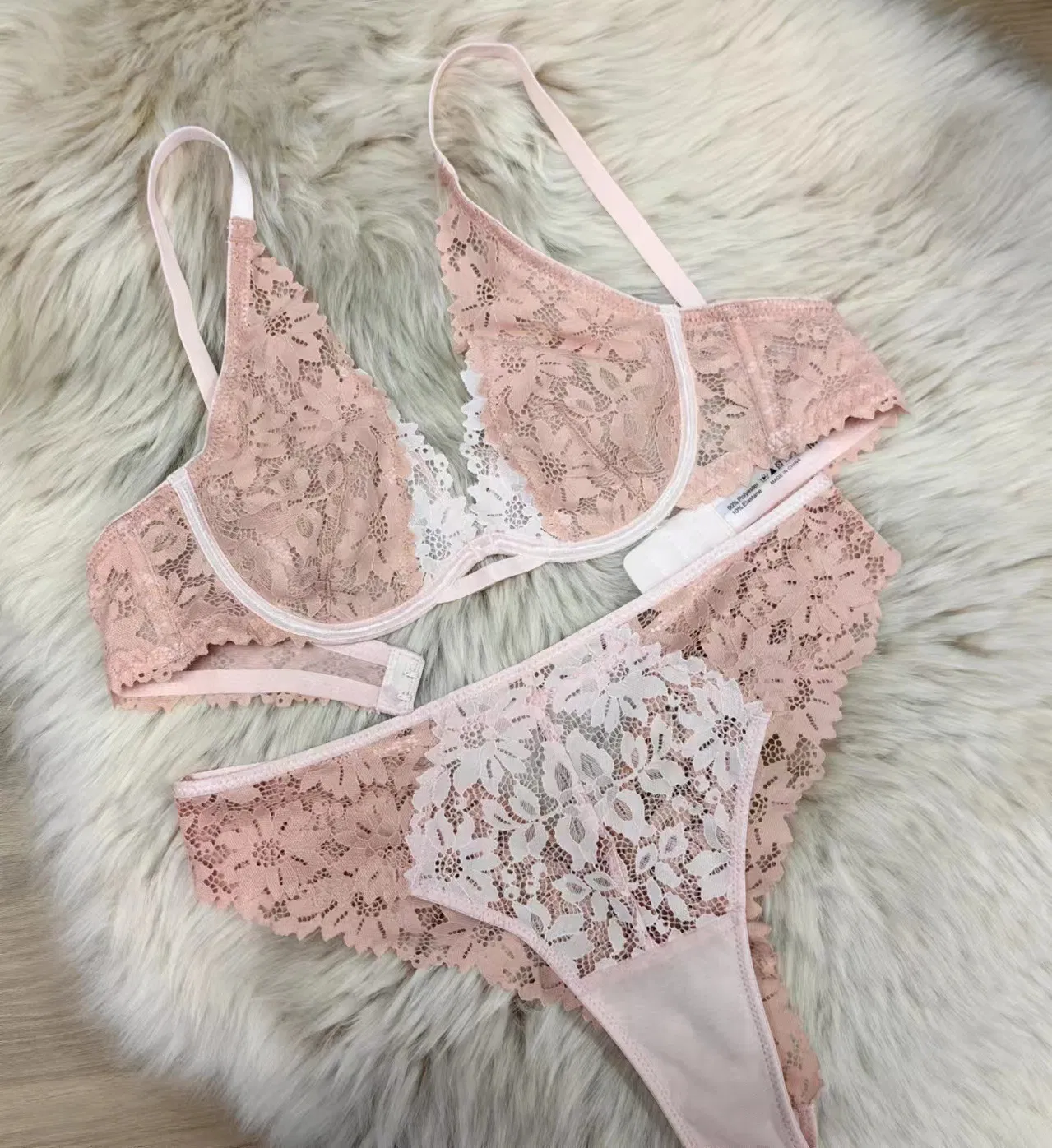 Wholesale French See-Through Lace Breathable Deep V Ultra-Thin for Women Soft Sexy Bra Set Underwear Lingerie