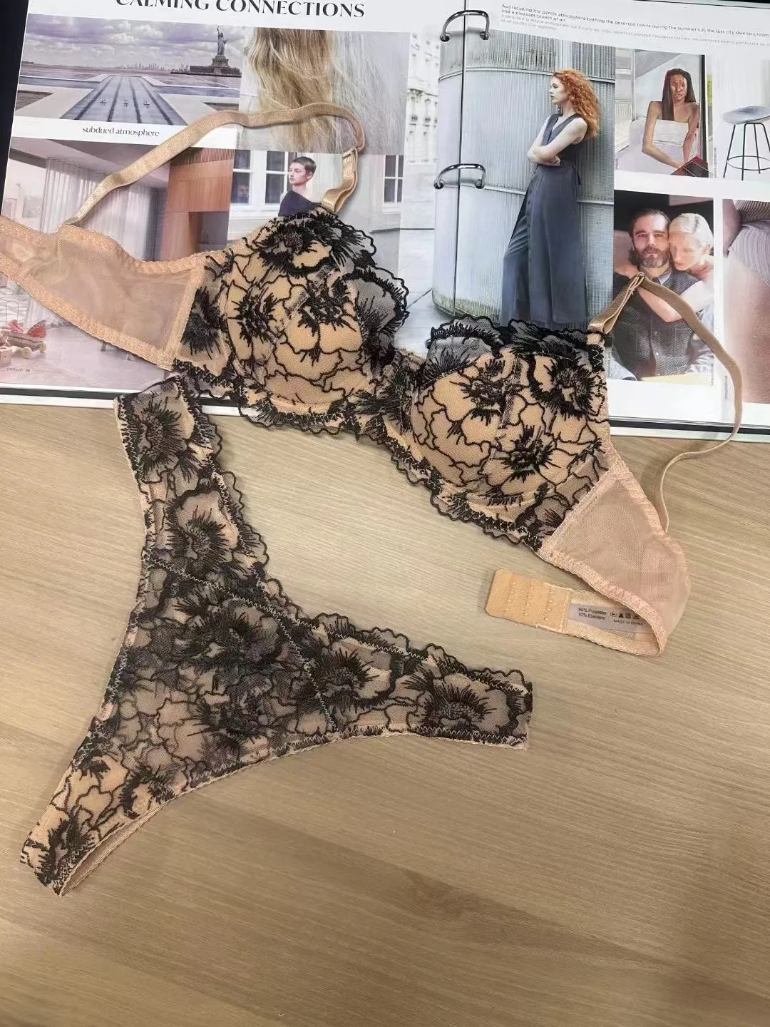 2025 Wholesale French Jacquard Embroidered Lace Trim Sexy Underwear Ultra-Thin Breathable Bra Lingerie