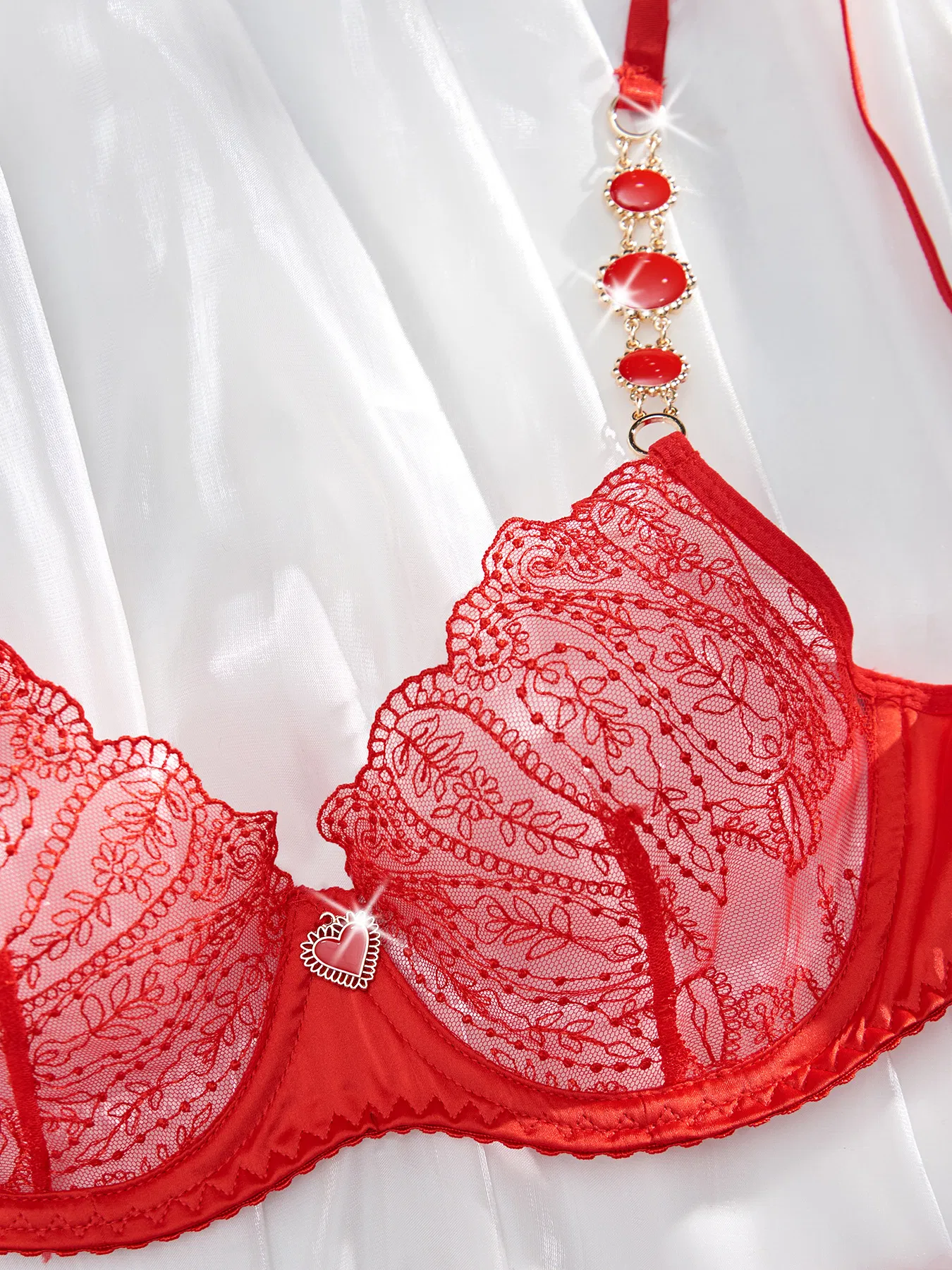 New Arrival Erotic Embroidered Lace Bra Set Sexy See-Through Woman Lingerie