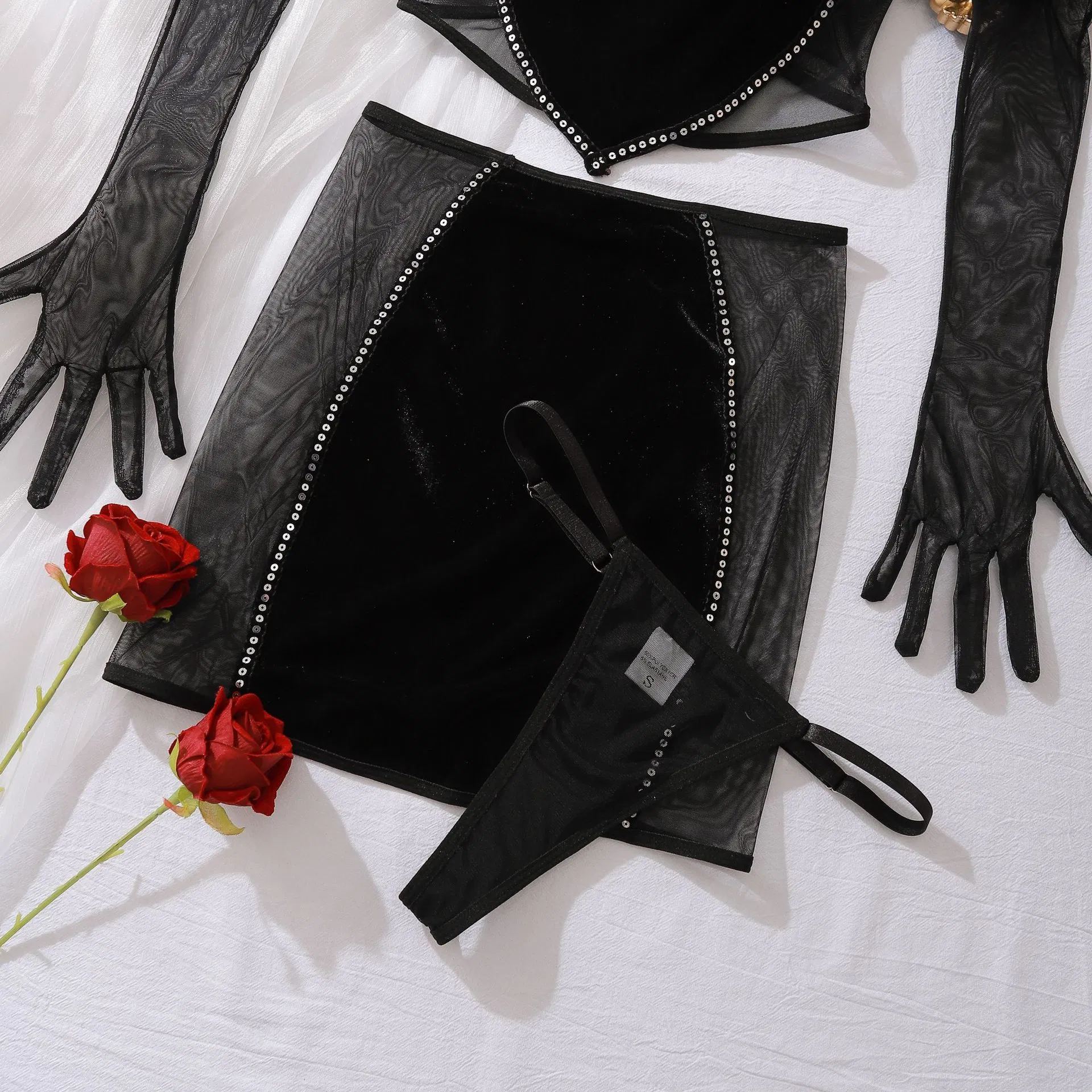 Sexy Short Skirt Ultral-Thin Mesh Woman's Underwear Wholesale Heart Shape Lingerie